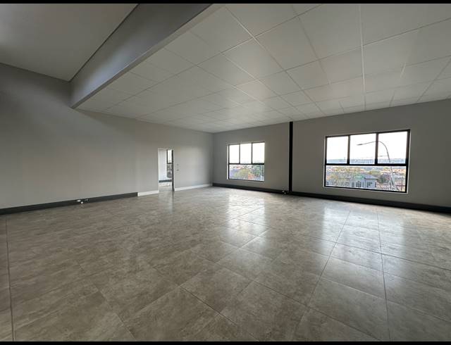 156M² OFFICE TO LET IN CENTURION CENTRAL